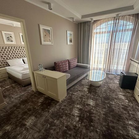 Trofana Wellness & Spa ミエンジズドロイェ エクステリア 写真
