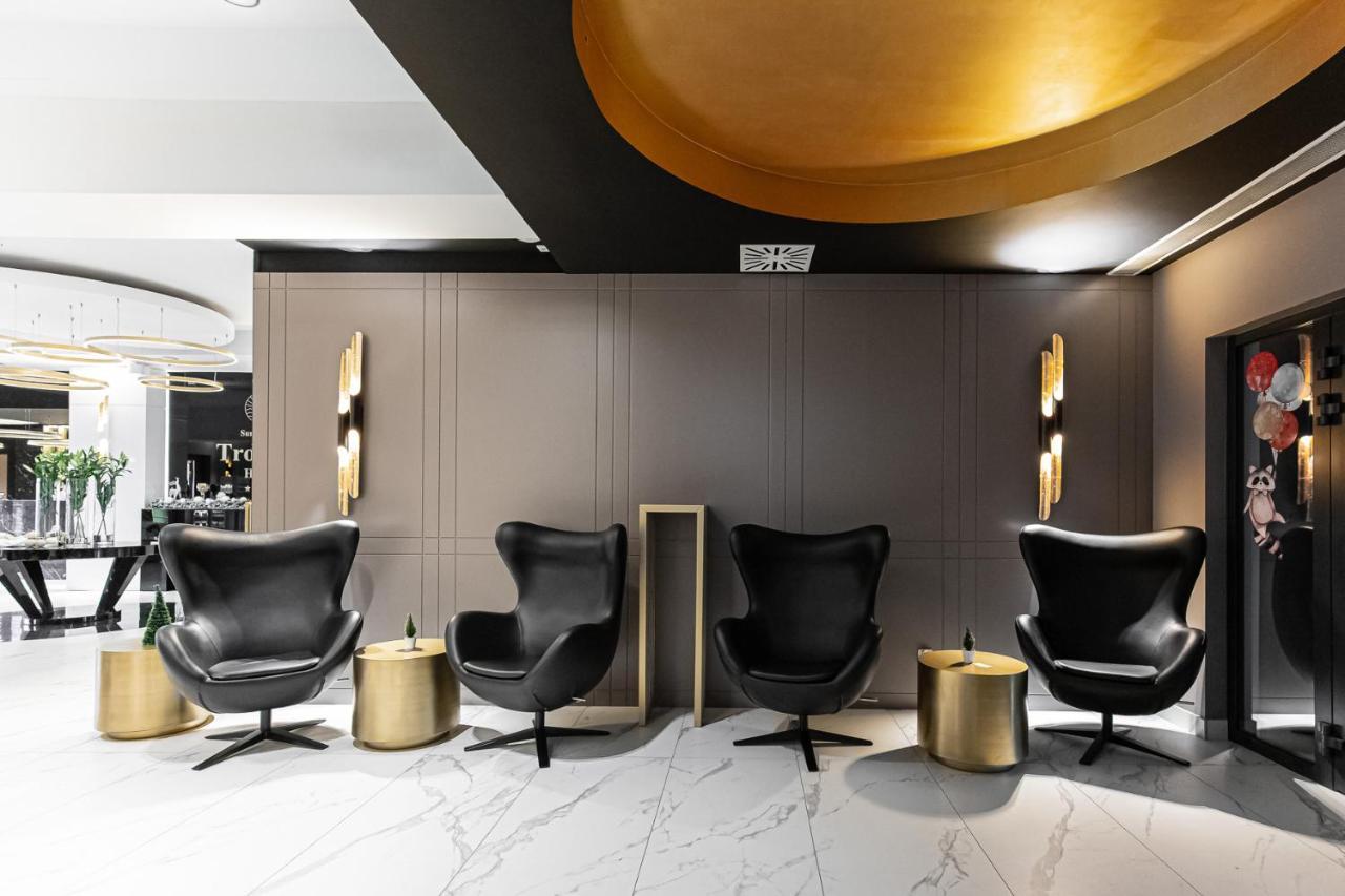 Trofana Wellness & Spa ミエンジズドロイェ エクステリア 写真