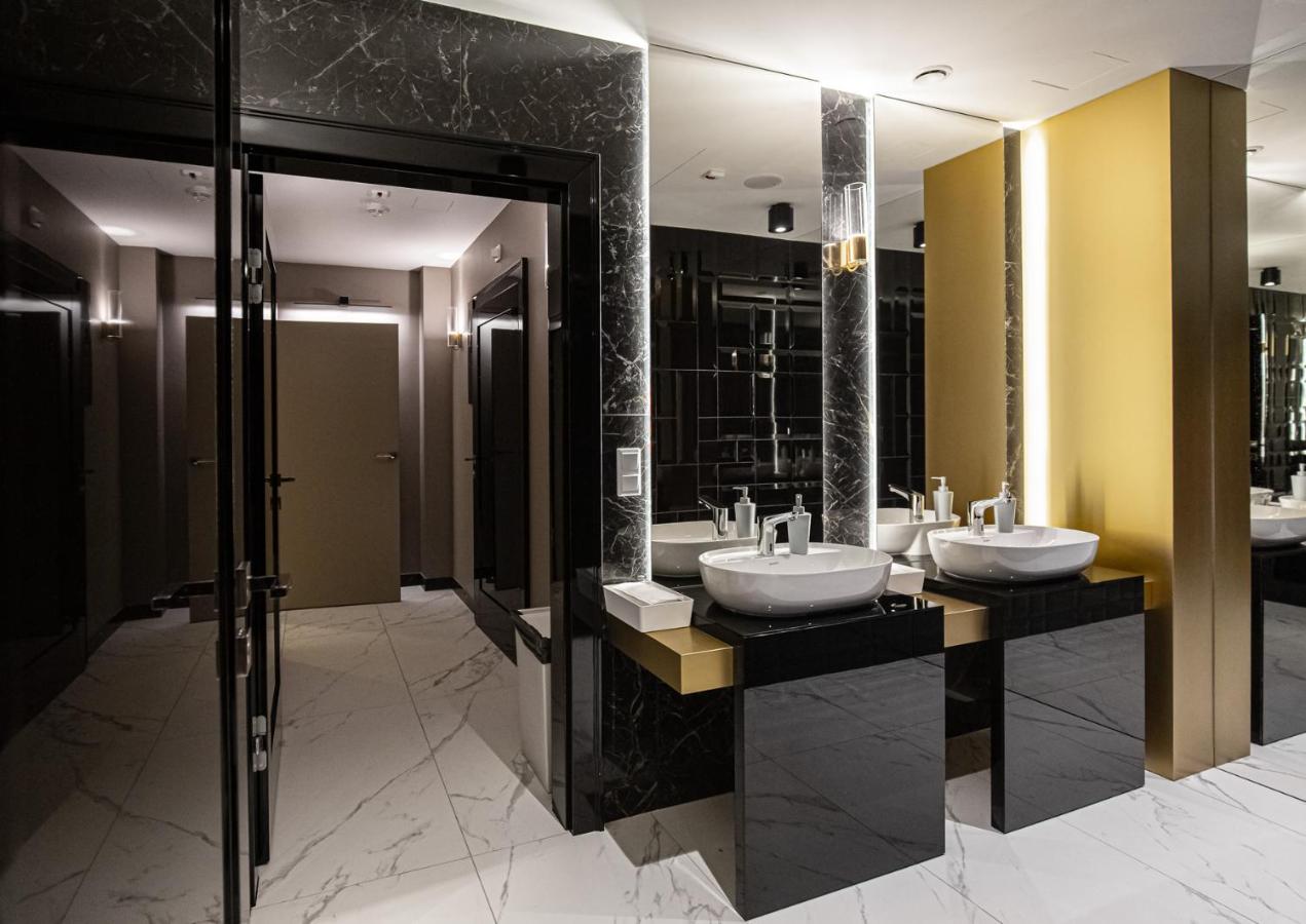Trofana Wellness & Spa ミエンジズドロイェ エクステリア 写真
