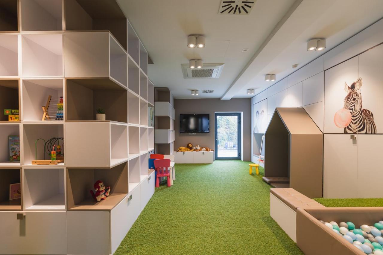 Trofana Wellness & Spa ミエンジズドロイェ エクステリア 写真