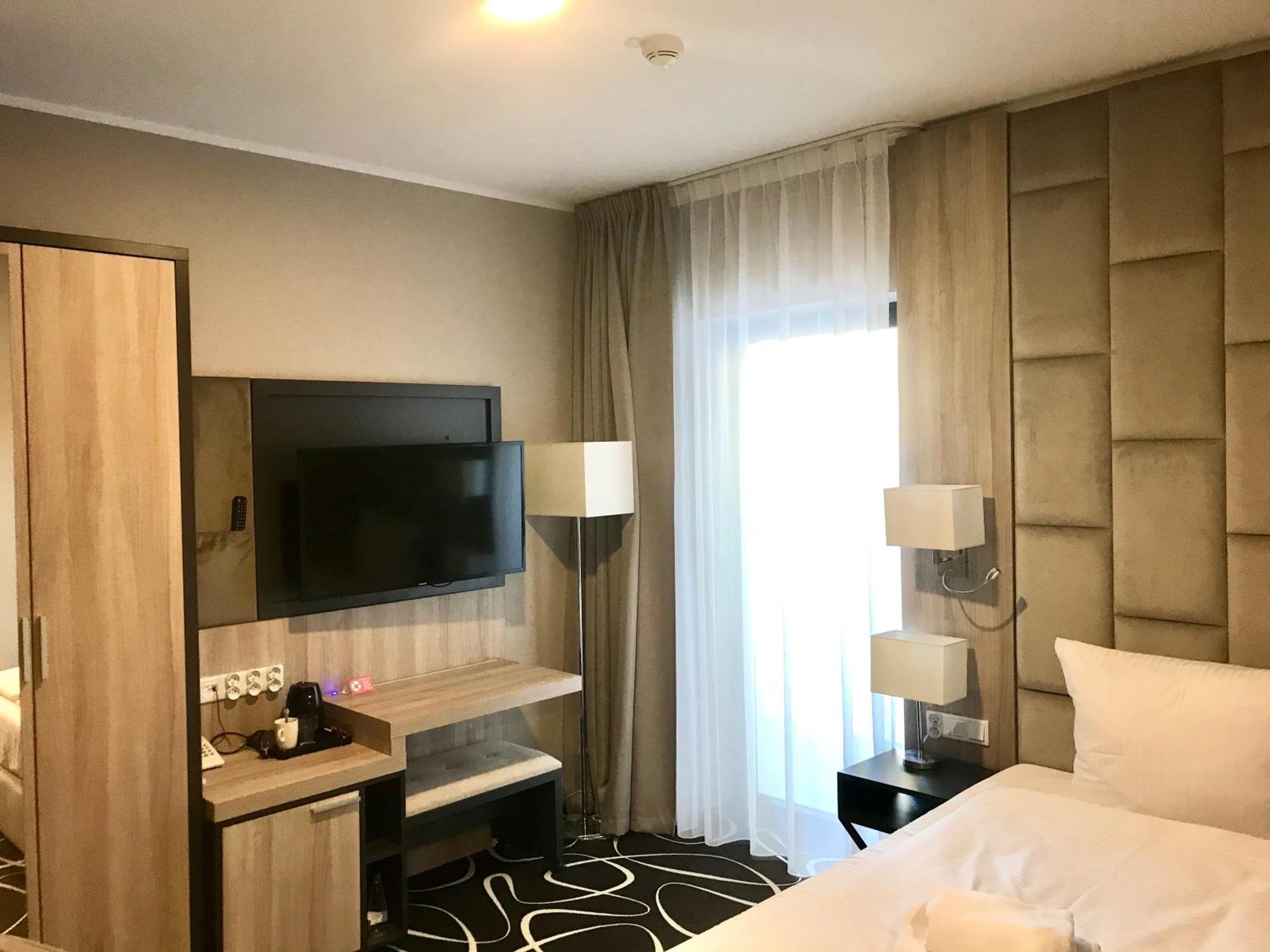 Trofana Wellness & Spa ミエンジズドロイェ エクステリア 写真