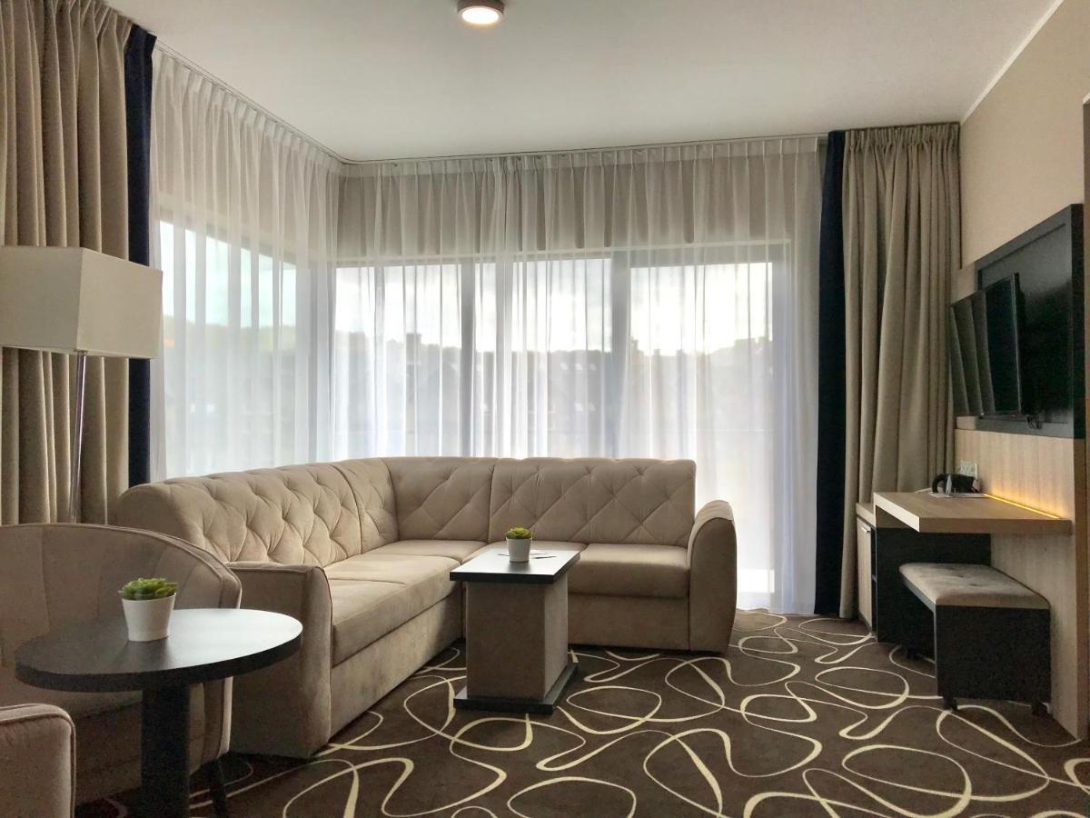 Trofana Wellness & Spa ミエンジズドロイェ エクステリア 写真
