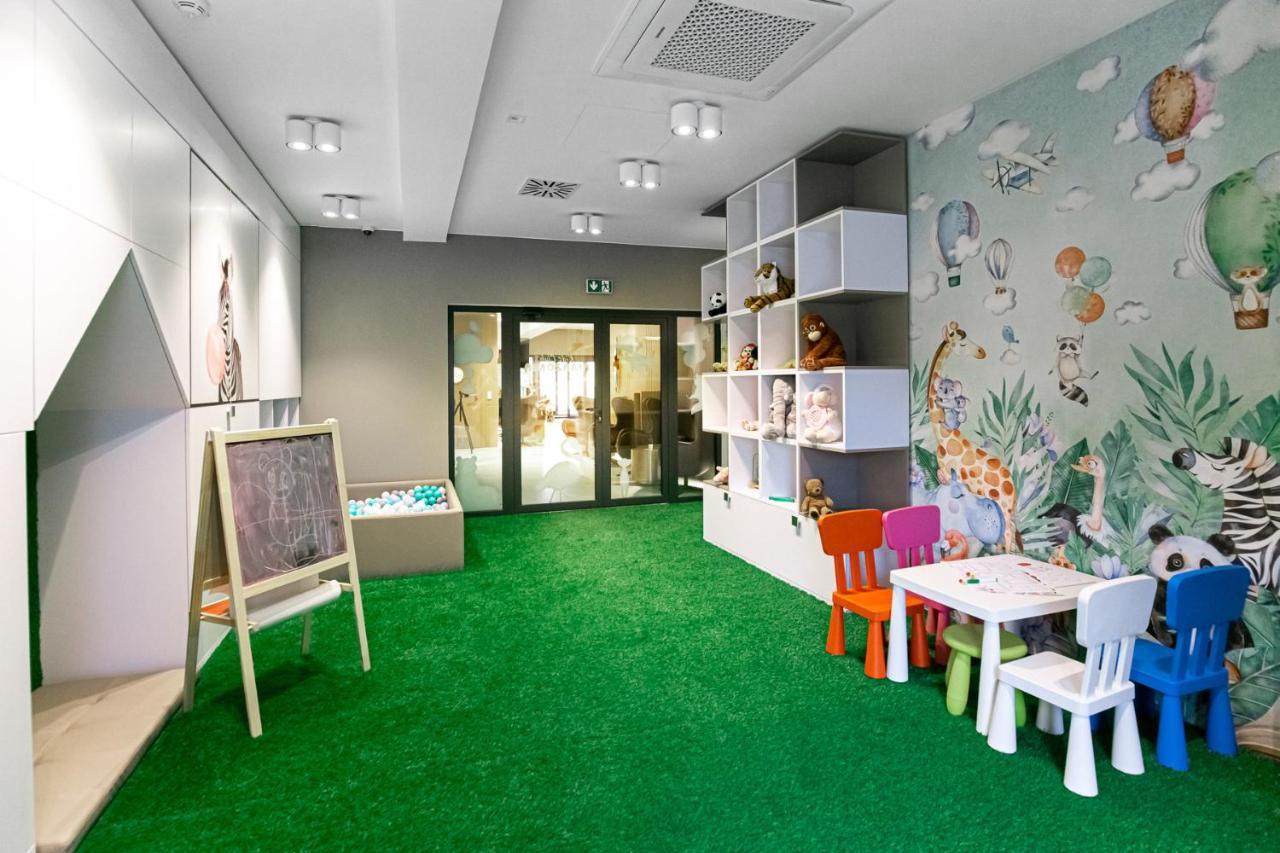 Trofana Wellness & Spa ミエンジズドロイェ エクステリア 写真
